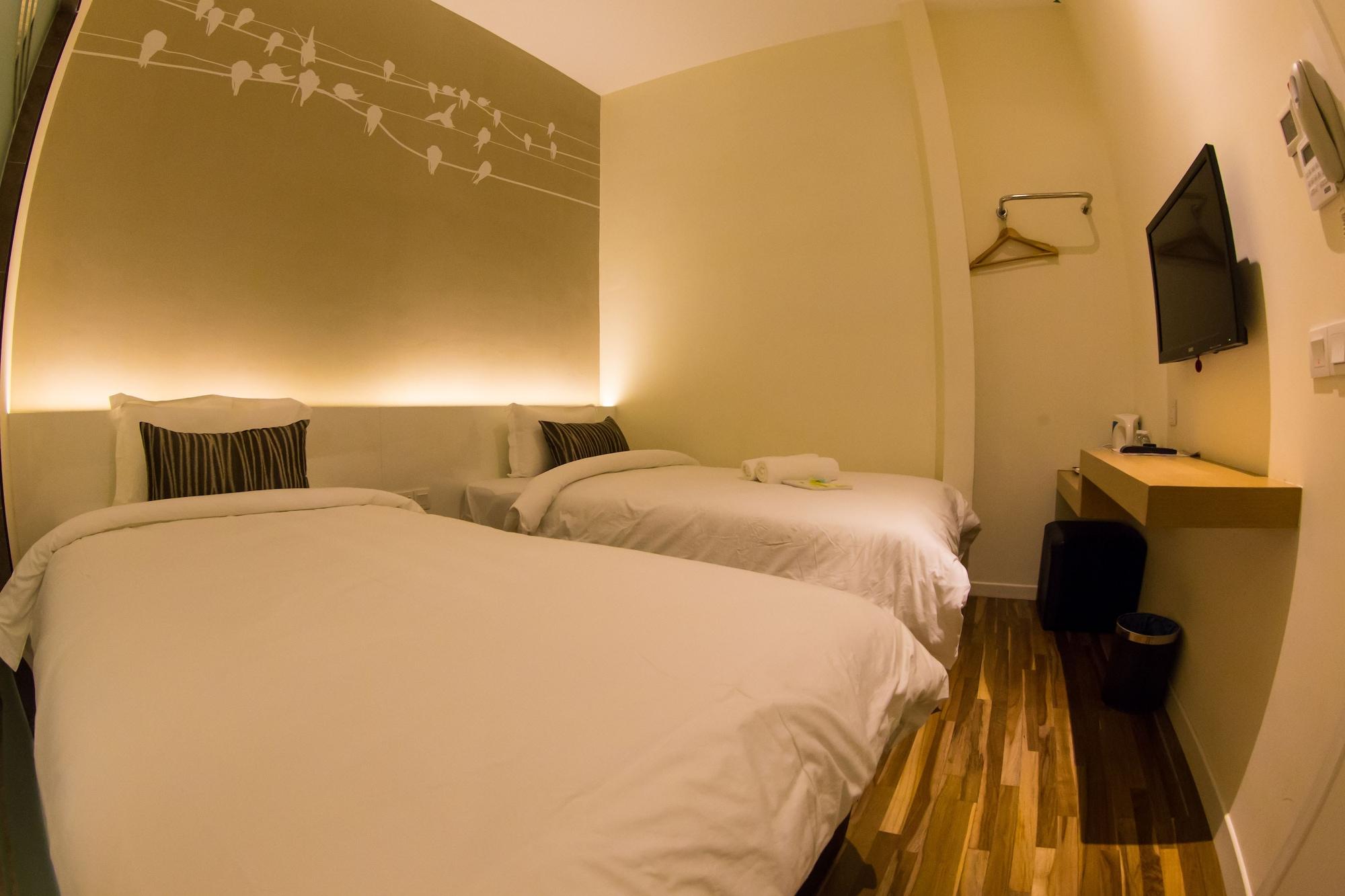 Mood Hotel Джохор Бахру Екстериор снимка