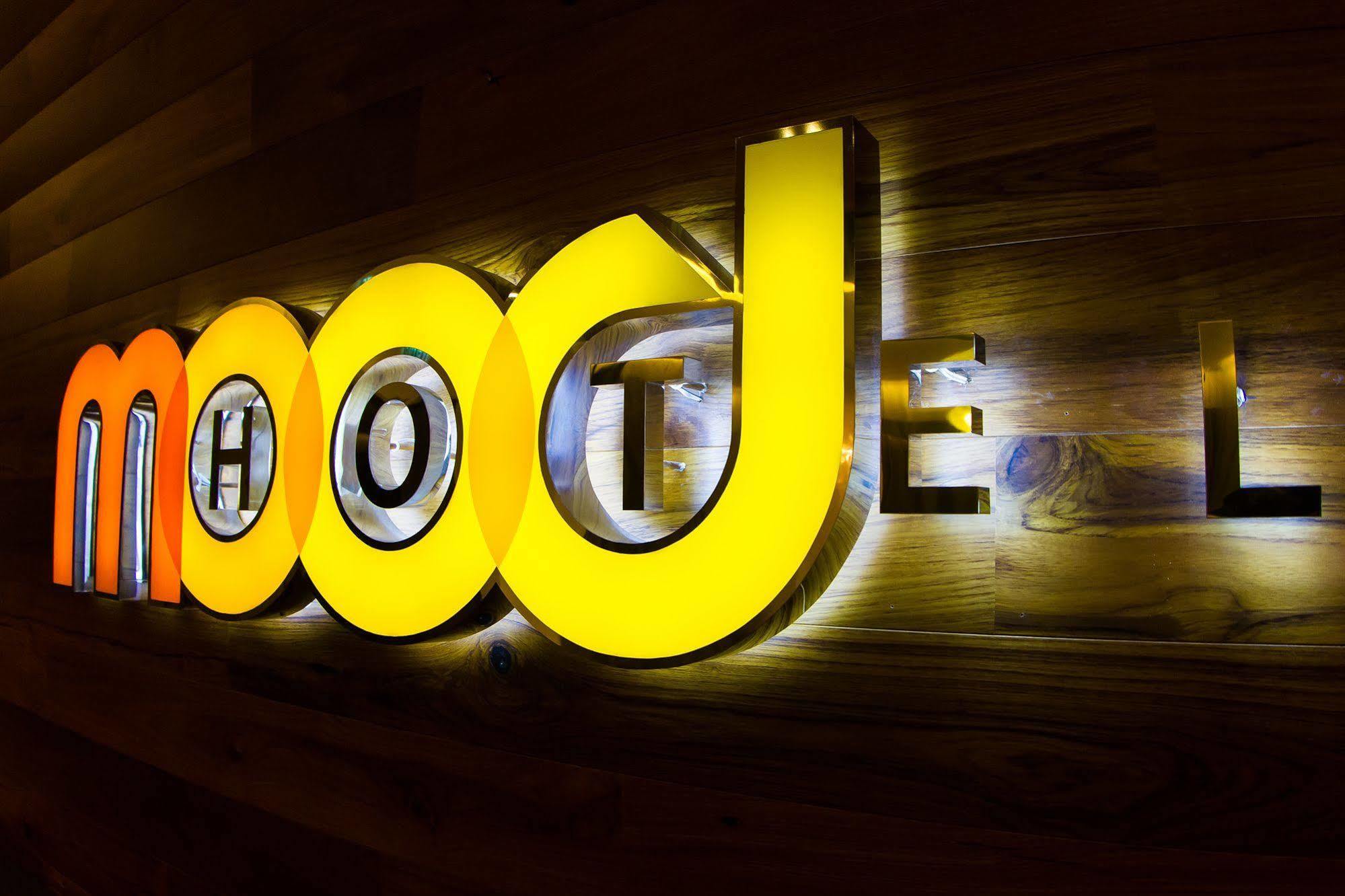 Mood Hotel Джохор Бахру Екстериор снимка
